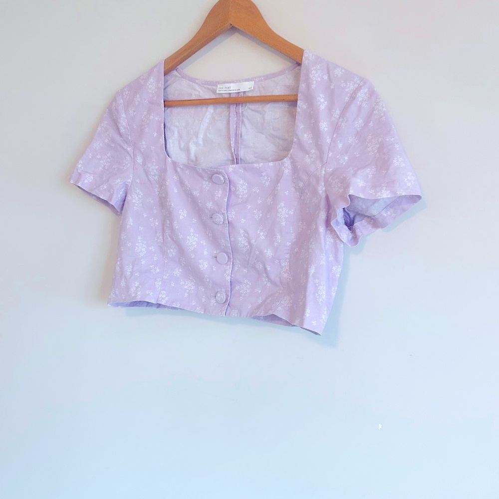 Oak + Fort Cropped Short Sleeve Button-Up, Size Medium in Lilac - Picture 3 of 4